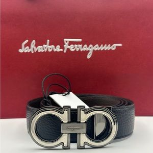 Salvatore ferragamo gancini buckle with adjustable and reversible belt